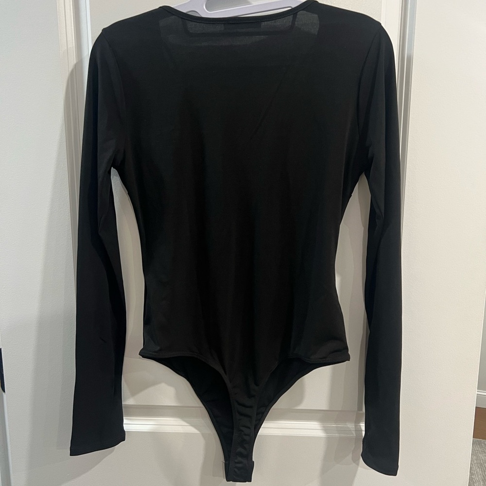 Criss Cross Long Sleeve Bodysuit